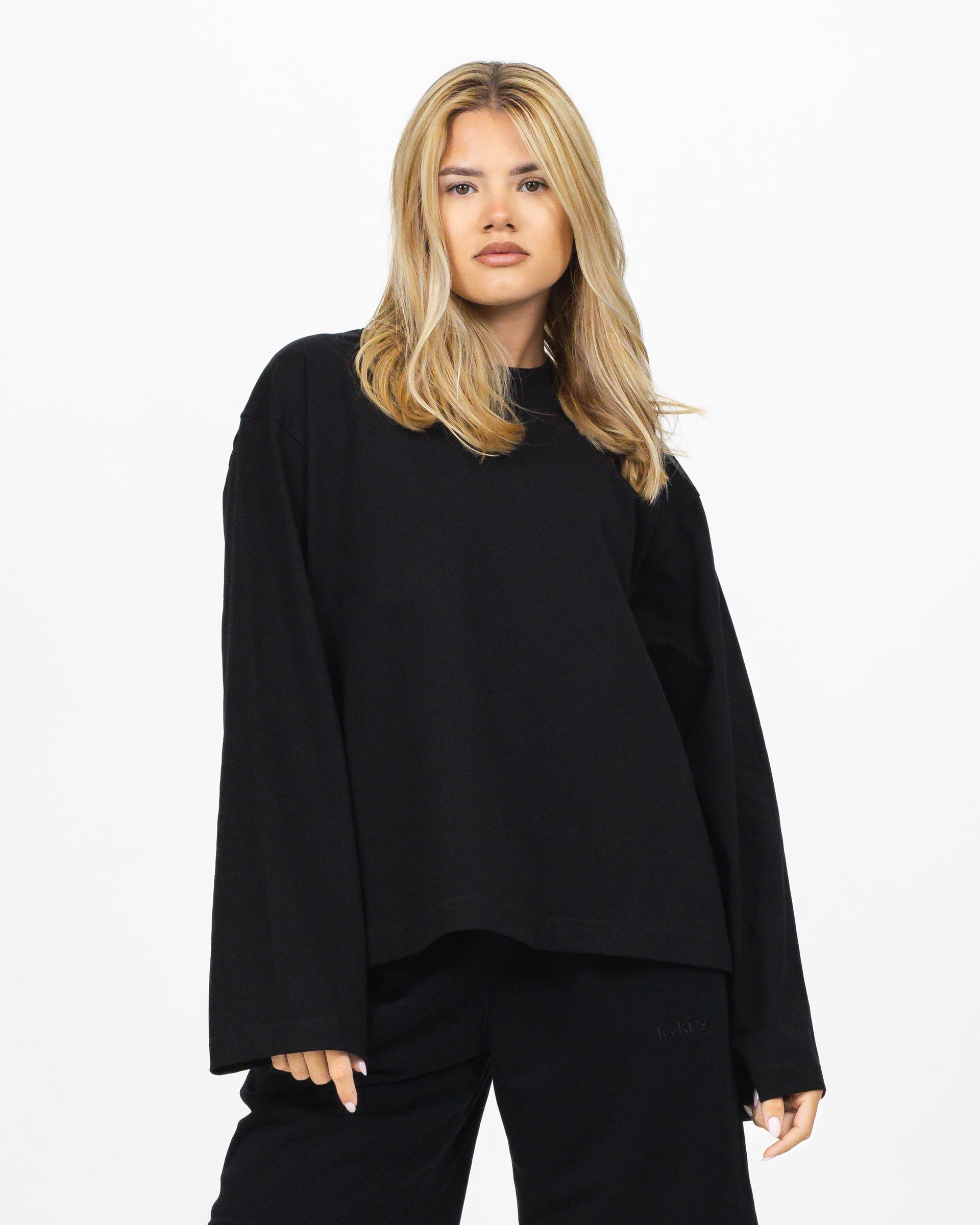 BASIC LONGSLEEVE (BLACK)